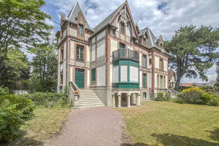 Magnifique F2 En Plein Centre Apartment Cabourg Exterior photo